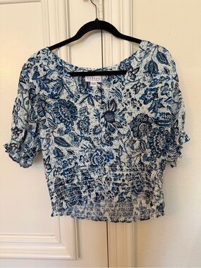 Velvet by Graham & Spencer Blue and Navy Floral Smocked Crop Top